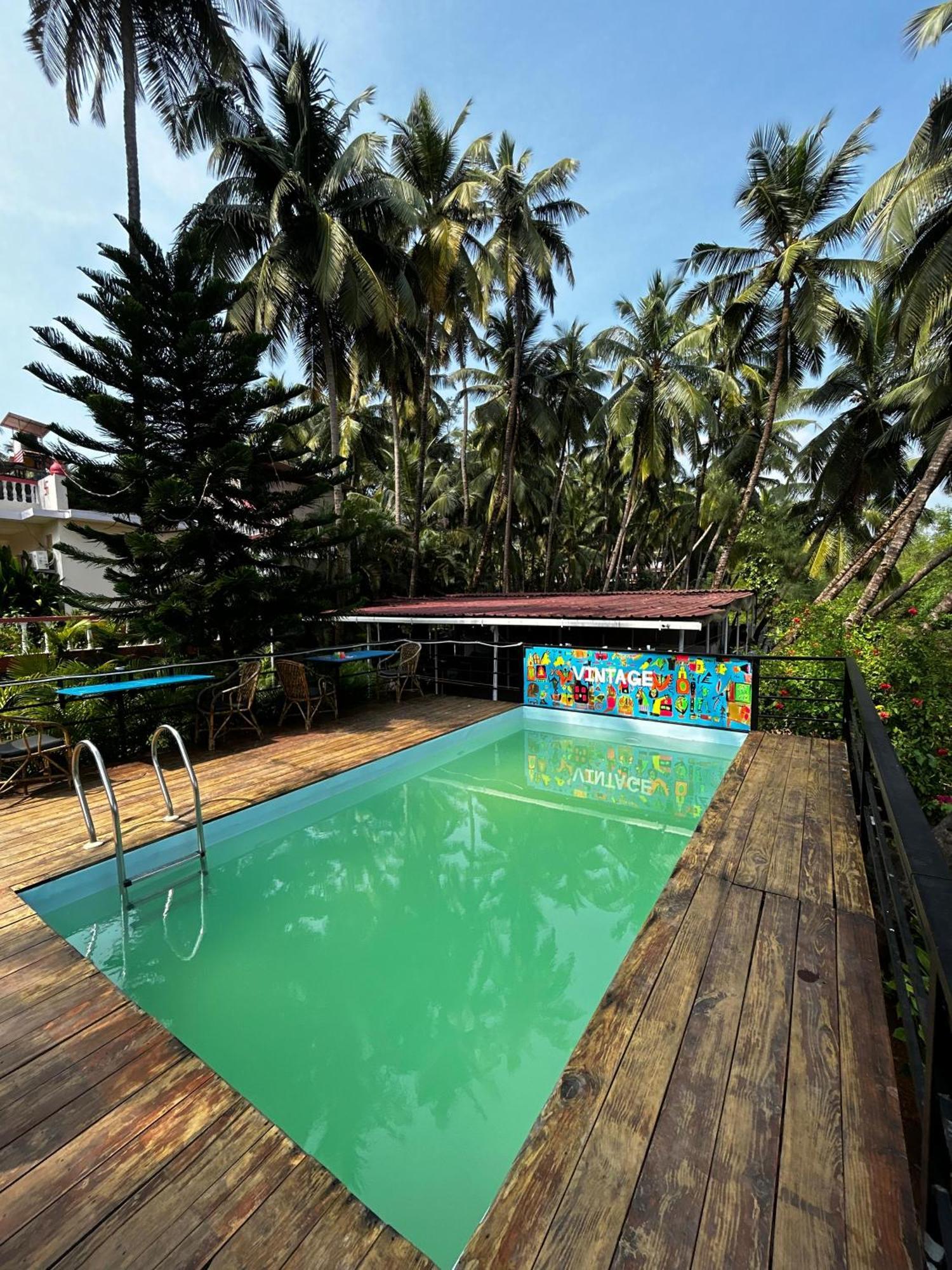 Vintage Beach Resort Agonda Exterior photo